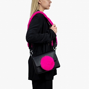 Жіноча сумка O bag glam | корпус чорний, фліп коло екохутро, підкладка екохутро, ремінець екохутро
