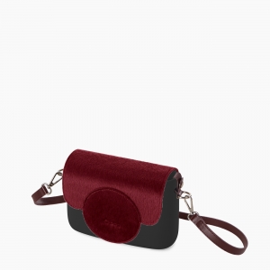 Жіноча сумка O pocket | корпус чорний, фліп з текстурою поніскін, ремінець