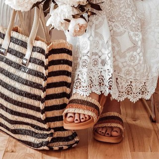 Шльопанці O slippers рафія Бісквіт